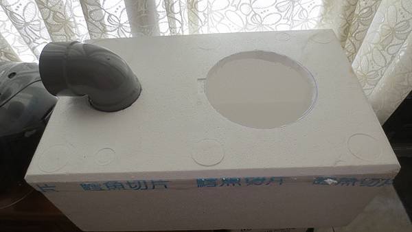 可攜式行動冷氣機DIY(6).jpg