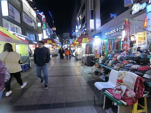 韓國釜山-電影街夜市