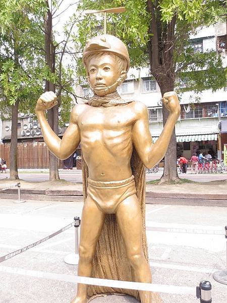駁二裝置藝術(11).jpg