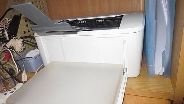 HP PRO M15W 印表機  (3).jpg