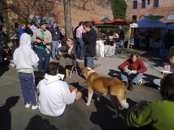 Ballard farmer&apos;s market