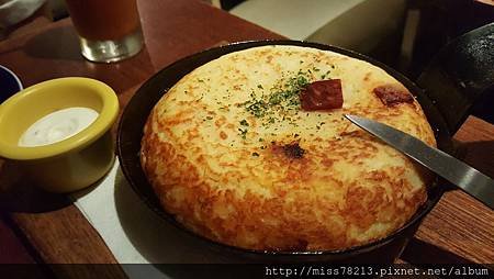 台北東區．PS Tapas 西班牙餐酒館｜好吃的西班牙海鮮燉飯調酒也調得好好喝我都醉拉｜推薦台北東區好吃好喝的酒吧餐廳