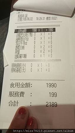 台北大安區東區火鍋推薦○慕食極品和牛活海鮮平價鍋物○現撈好吃食材海鮮肉質新鮮度超好鑄鐵鍋整個氣氛不一樣棒棒der