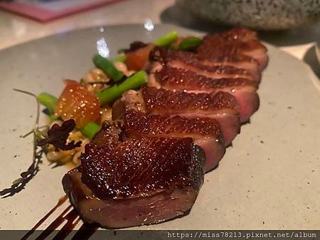 VG The Seafood Bar冠軍鴨胸 招牌鑄鐵飯超美味 信義安和美食台北海鮮餐酒館