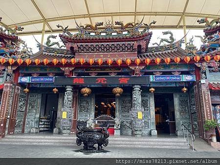 桃園龍潭美食景點【牛肉雄牛雜湯】龍元宮附近美食必喝牛雜湯還可續湯【菱潭街興創基地可愛市集】龍潭市區老字號美食