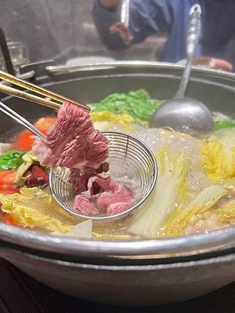 宣牛溫體牛肉火鍋