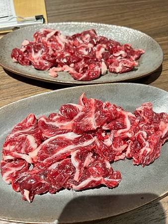 宣牛溫體牛肉火鍋