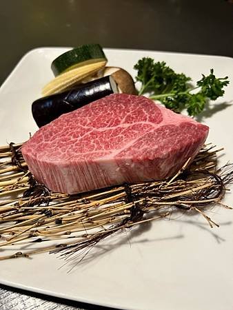 一齊和牛燒肉 康和期貨營業員李貞儀食記7.jpeg