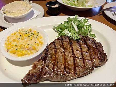 Texas Roadhouse 德州鮮切牛排 微風松高店