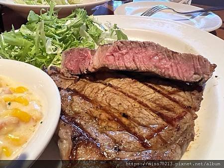 Texas Roadhouse 德州鮮切牛排 微風松高店