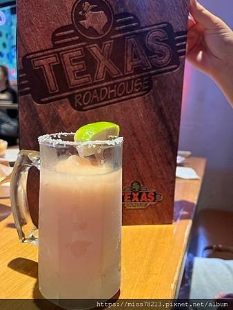 Texas Roadhouse 德州鮮切牛排 微風松高店