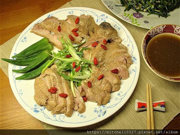 媽媽也要FUN暑假！有【深海深美食】冬瓜排骨酥湯/燉燒牛肉湯