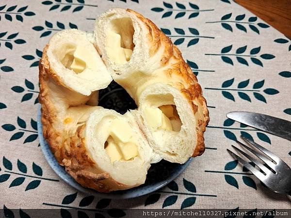 快速早餐推薦【查理布朗｜水嫩貝果】可甜可鹹的貝果早餐、下午茶