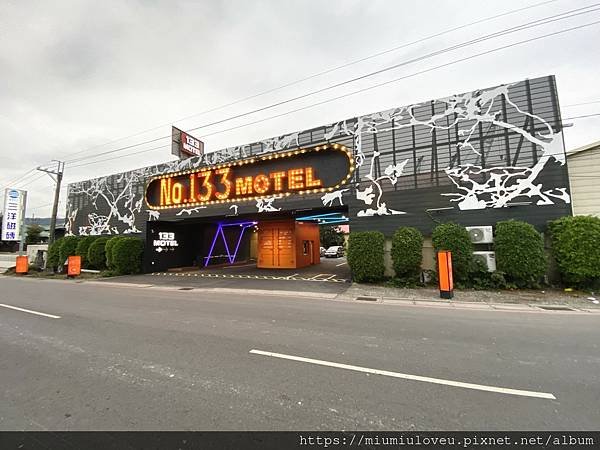 133MOTEL.jpg