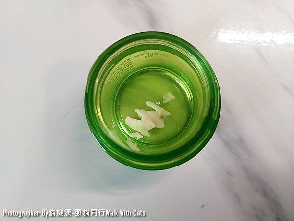 汪咪博士寵物專用體內環保滴劑，輕鬆解決異味問題，貓狗皆適用喔