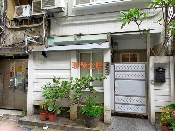 不銹鋼板覆蓋不銹鋼洞洞門@聯發金屬