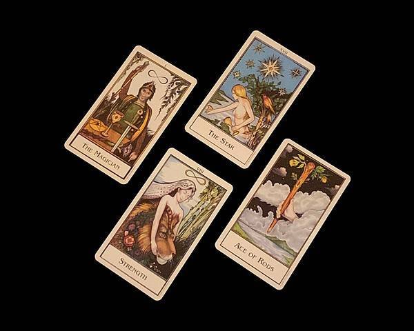 tarot04.jpg
