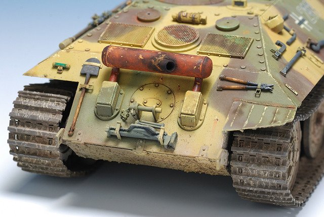 E-25_mmodel_07