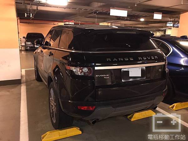 LANDROVER路虎電瓶沒電發不動.jpg