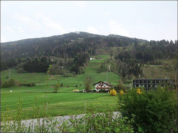 a16