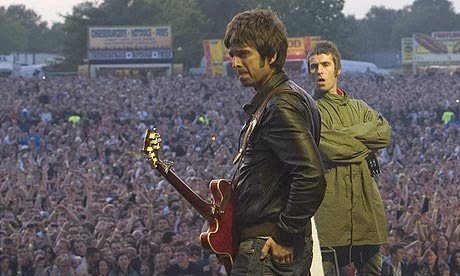 Noel-and-Liam-Gallagher-a-002