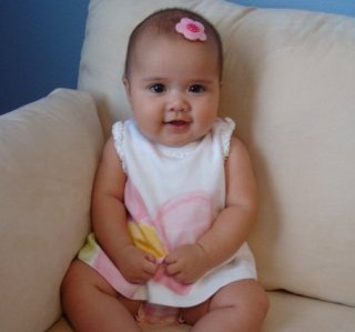 Giddy-Giddy-Baby-Hair-Clip-Aileen.jpg