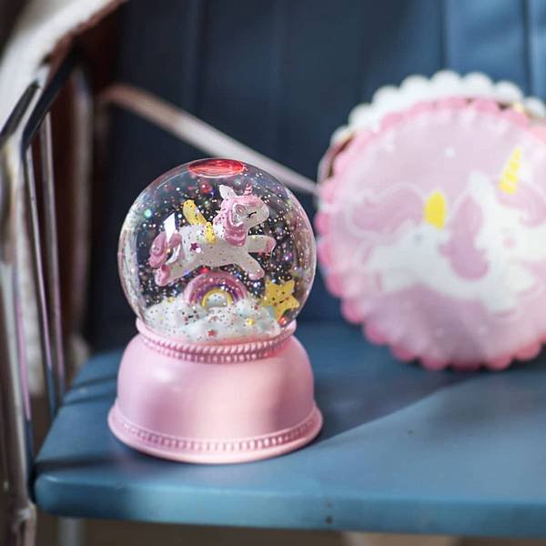 unicorn_snowglobe_light-4