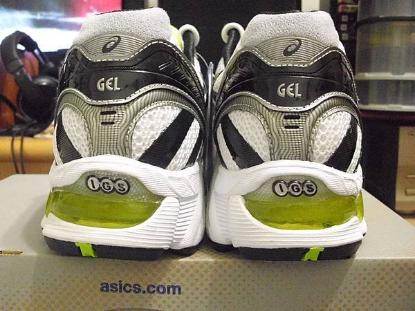 2011.06.01_好鞋一雙~亞瑟士Asics~GEL-KAYANO 17(4E超寬楦)開箱_0017.JPG