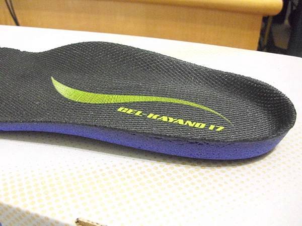2011.06.01_好鞋一雙~亞瑟士Asics~GEL-KAYANO 17(4E超寬楦)開箱_0020.JPG