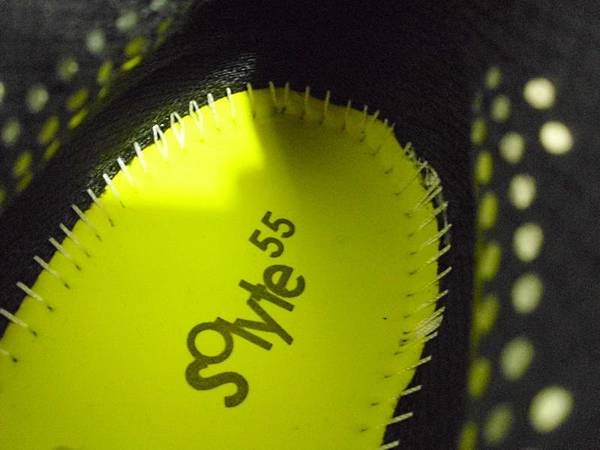 2011.06.01_好鞋一雙~亞瑟士Asics~GEL-KAYANO 17(4E超寬楦)開箱_0034.JPG