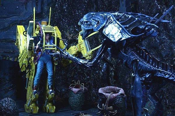 NECA 異形1