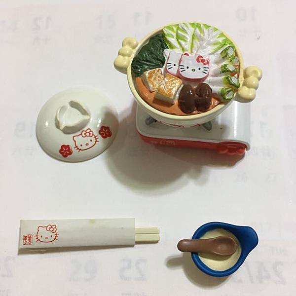 hello_kitty 食玩.jpg