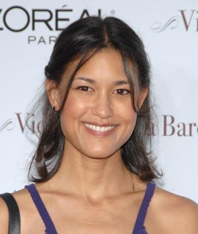 Julia Jones - Leah Clearwater -03.jpg