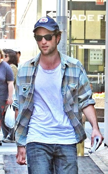 20090607-Rob &amp;  Tom Sturridge in NY-13.jpg