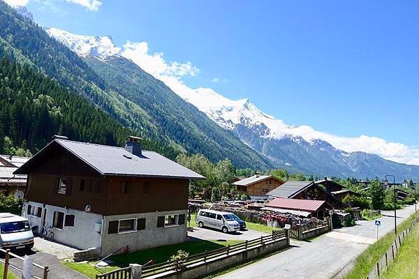 瑞士之旅:夏慕尼感受法式浪漫.南針山纜車朝聖阿爾卑斯最高峰 