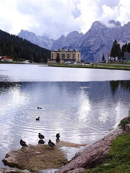 多洛米蒂健行之旅:義大利密蘇里娜湖( Lago di Mis