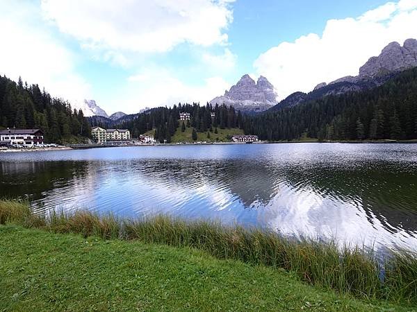 多洛米蒂健行之旅:義大利密蘇里娜湖( Lago di Mis