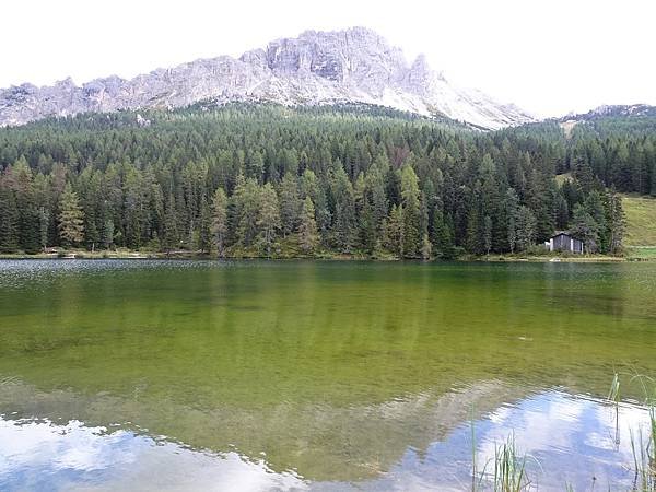 多洛米蒂健行之旅:義大利密蘇里娜湖( Lago di Mis