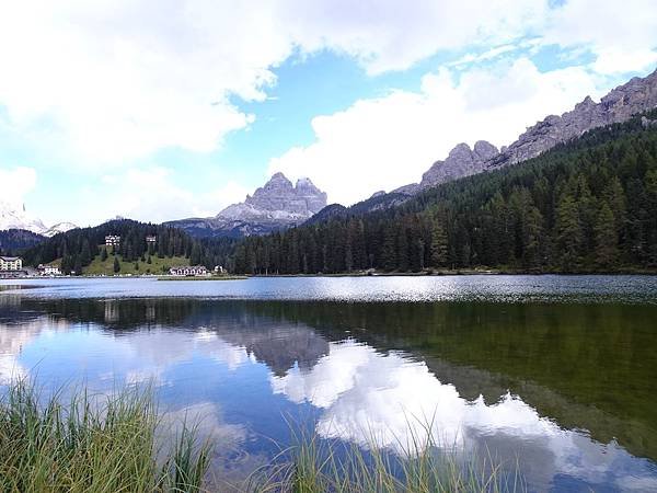 多洛米蒂健行之旅:義大利密蘇里娜湖( Lago di Mis