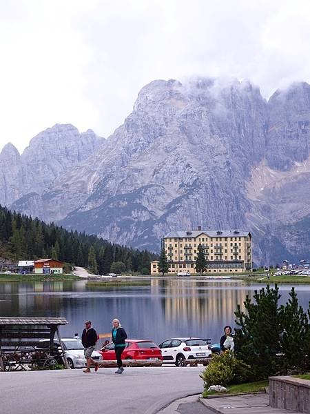 多洛米蒂健行之旅:義大利密蘇里娜湖( Lago di Mis