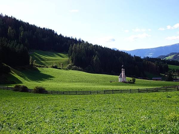 多洛米蒂健行之旅:義大利富內斯山谷(Val di Funes