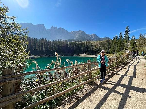 多洛米蒂健行之旅:義大利迷人翡翠綠寶石卡雷扎湖(Lago d