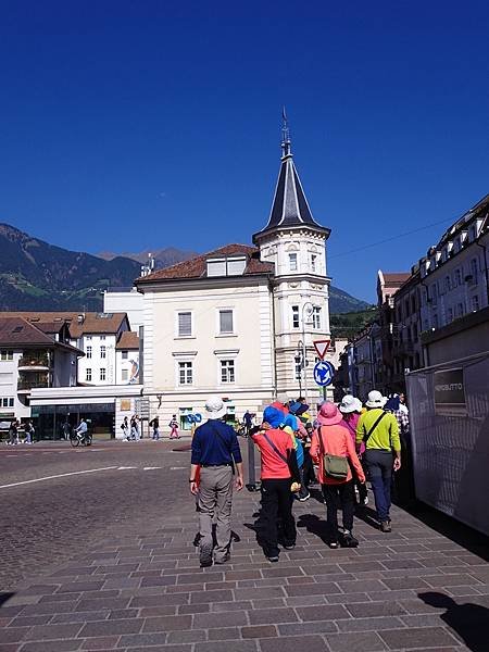 多洛米蒂健行之旅:義大利秀麗小山城梅拉諾(Merano)