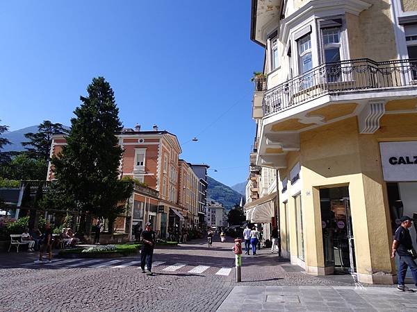 多洛米蒂健行之旅:義大利秀麗小山城梅拉諾(Merano)