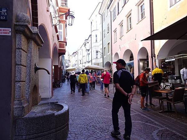 多洛米蒂健行之旅:義大利秀麗小山城梅拉諾(Merano)