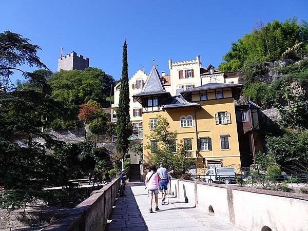 多洛米蒂健行之旅:義大利秀麗小山城梅拉諾(Merano)