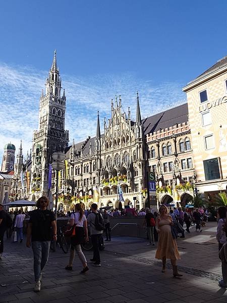 多洛米蒂健行之旅:德國慕尼黑(Munich)老城區古典風華.