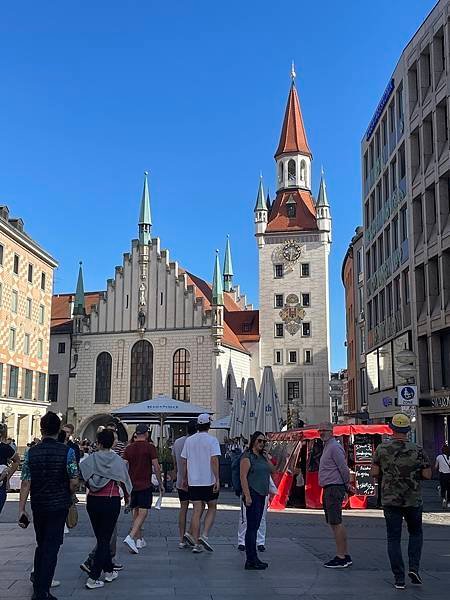 多洛米蒂健行之旅:德國慕尼黑(Munich)老城區古典風華.