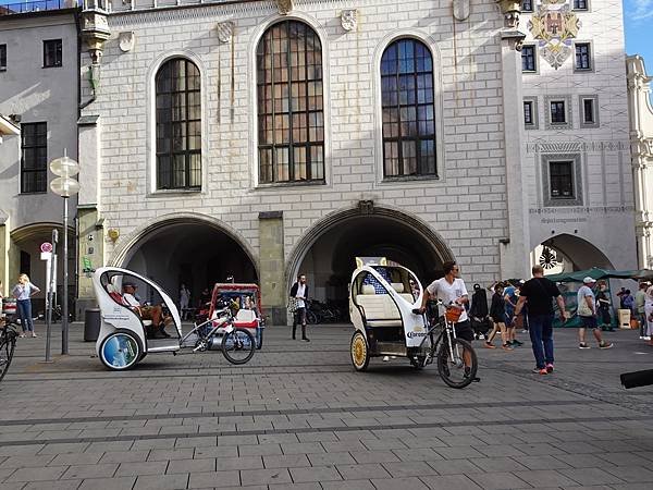 多洛米蒂健行之旅:德國慕尼黑(Munich)老城區古典風華.