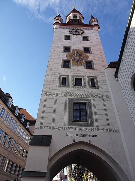 多洛米蒂健行之旅:德國慕尼黑(Munich)老城區古典風華.